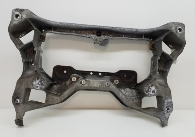 Передня балка A2036280657 MERCEDES