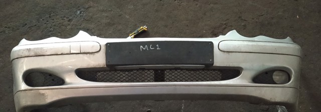 Бампер на авто A2038850025 MERCEDES
