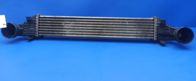 Охолоджувач наддувочного повітря A2115001102 MERCEDES