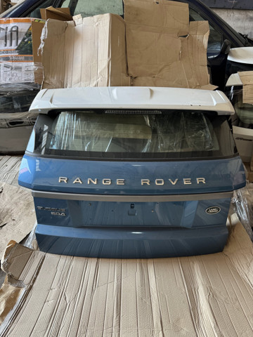 Двері багажника BJ3240010AA LAND ROVER