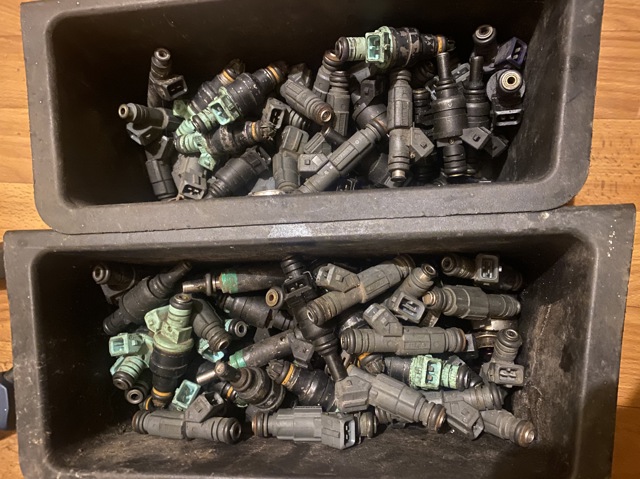 Форсунка інжектора 1427240 BMW