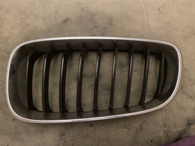 Решітка 51137294807 BMW