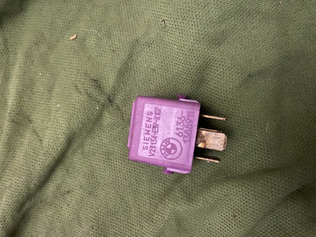 Реле кондиціонера 61361388911 BMW