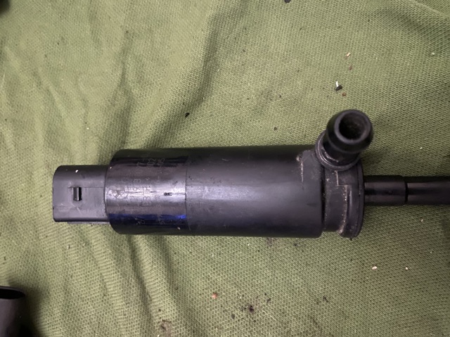 Насос омивача фар 67126973097 BMW