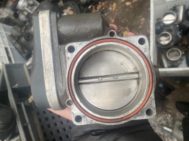 Блок дросельної заслінки 7506627 BMW
