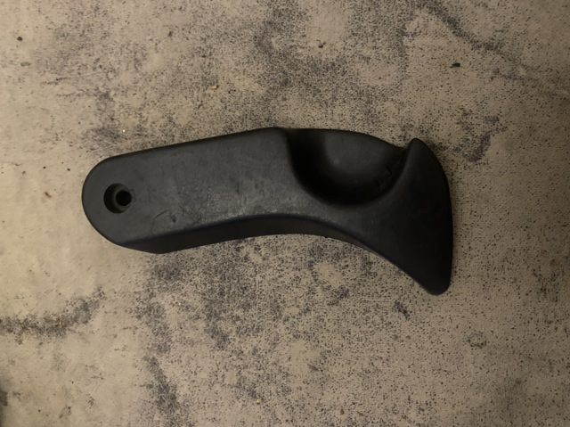 Ручка відкривання капота 8226621 BMW