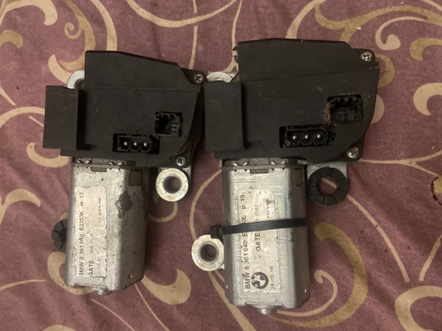 Склоочисник дверей задка 8361640 BMW
