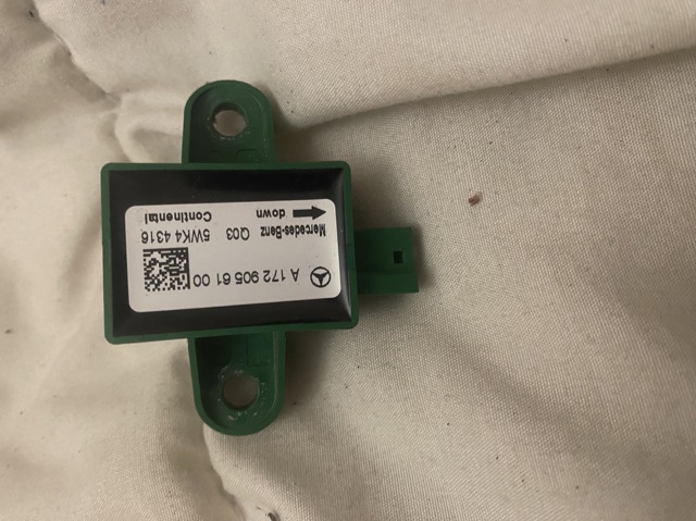 Датчик AIRBAG передній A1729056100 MERCEDES