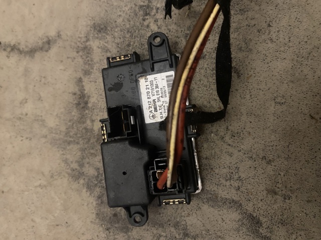 Реле обігрівача A2128702110 MERCEDES