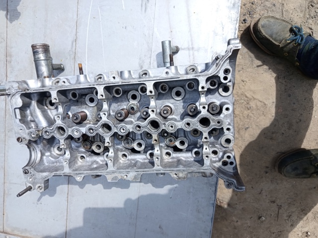 ГБЦ мотора 1110129575 TOYOTA