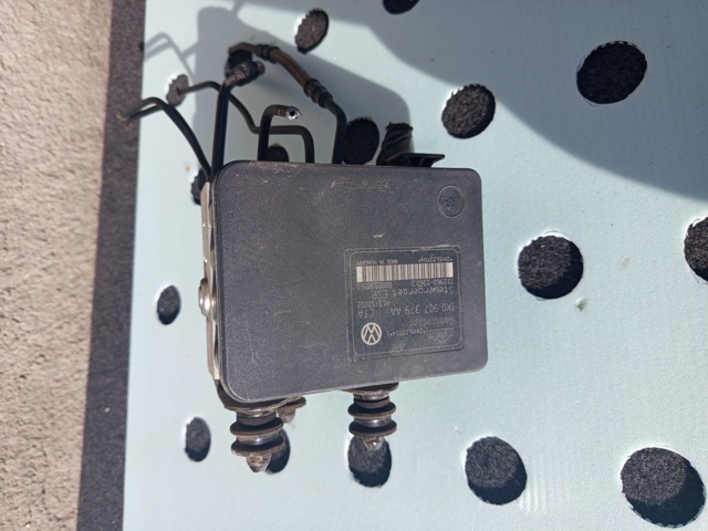 Блок управління АБС (ABS) Volkswagen Golf V