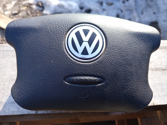 Подушка AIRBAG передня ліва 3B0880201AS VAG