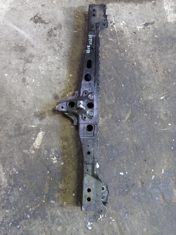 Балка передньої підвіски (підрамник), передня 5710402160 TOYOTA