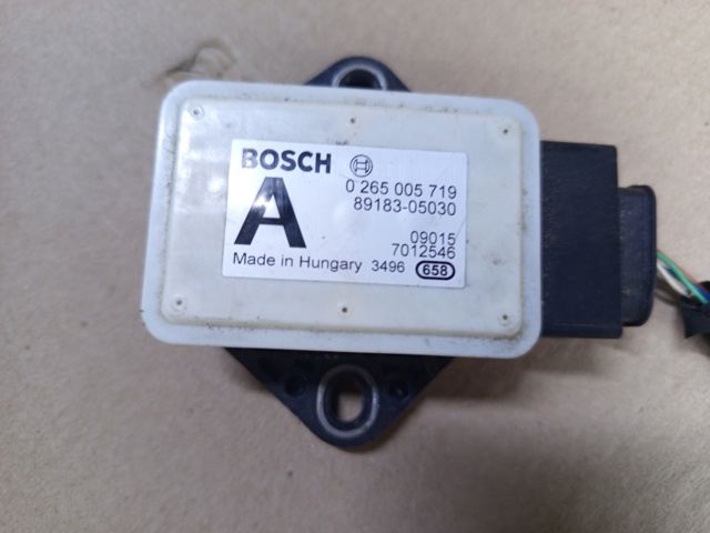 Датчик поперечного прискорення (ESP) 8918305030 TOYOTA