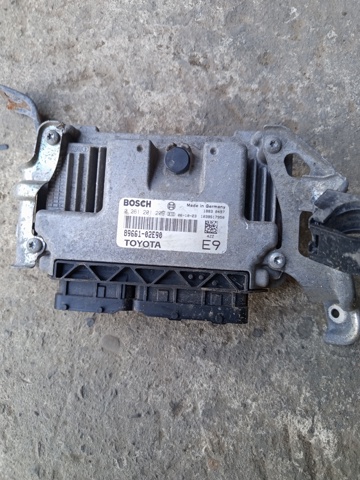 Блок двигуна 8966102E90 TOYOTA