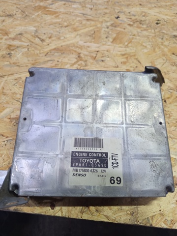 Комп'ютер двигуна 8966105690 TOYOTA