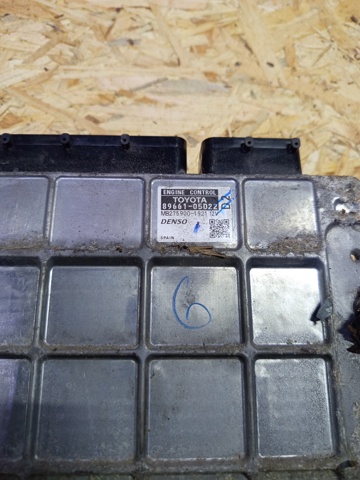 Блок двигуна 8966105D22 TOYOTA
