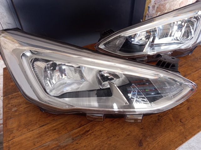 Фара основна права JX7B13W029AE FORD