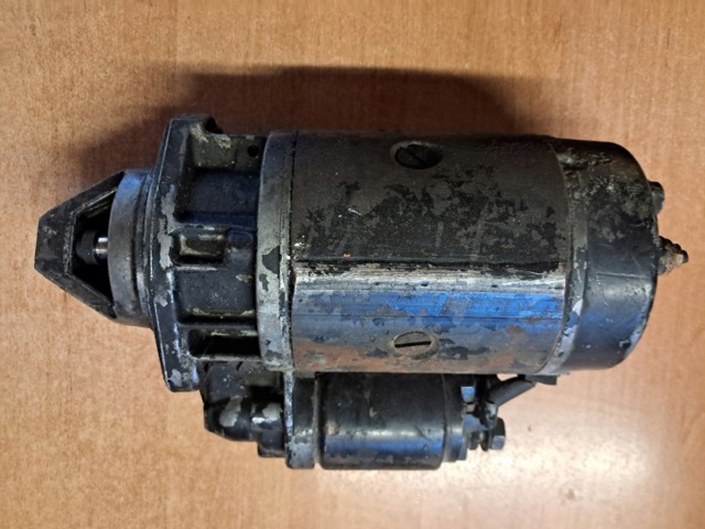 Стартер bosch mercedes w123 2.4td 0001362047