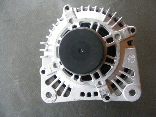 Генератор audi oe 059903017p