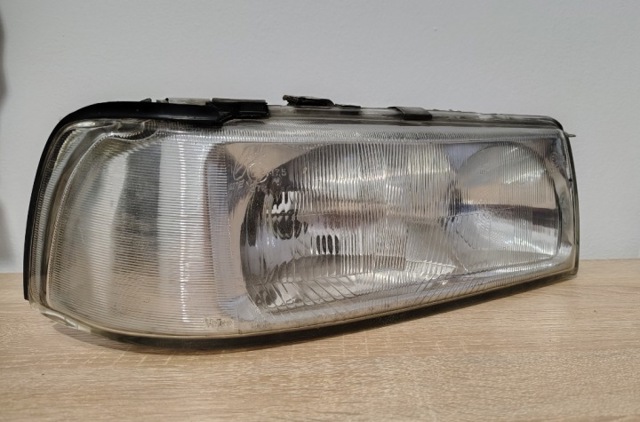 Фара основна права Audi 90 B3