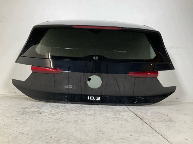 Задні двері багажника 10A827021L VAG