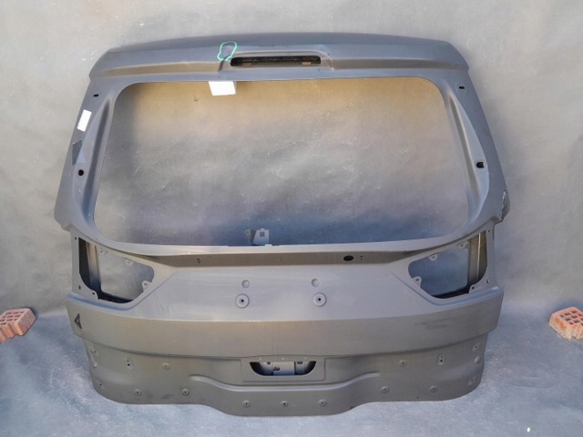 Двері багажника 1682552 FORD