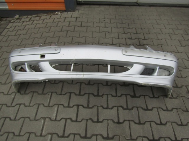 Буфер (бампер) передній Mercedes E