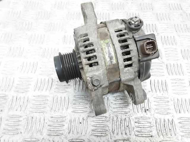 Генератор toyota оригінал 27060-37051