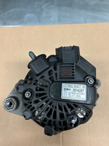 Генератор kia hyundai № кат 3730003350