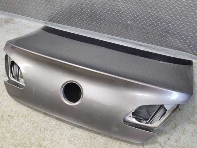 Кришка багажника кузова 3C8827025C VAG