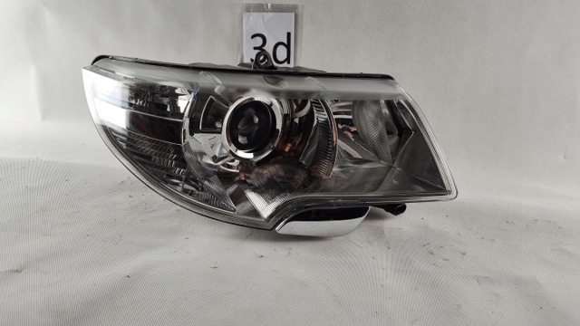Фара основна права Skoda SuperB 2