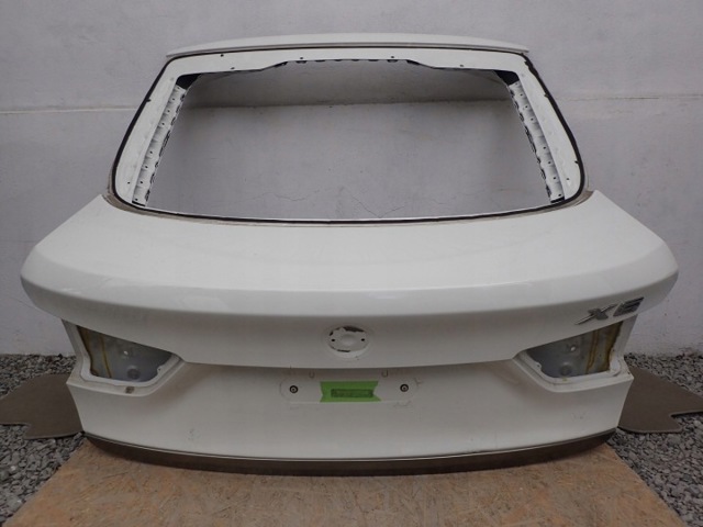 Кришка багажника кузова 41007424458 BMW
