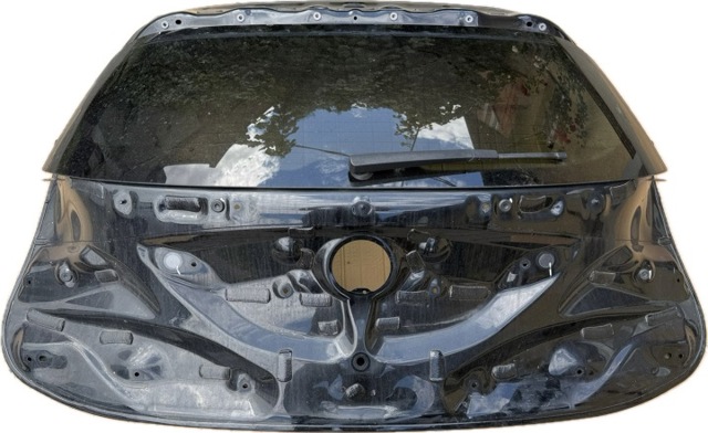 Задні двері багажника 41629621635 BMW