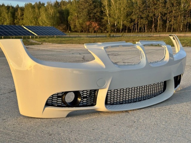 Бампер на авто 51118043960 BMW