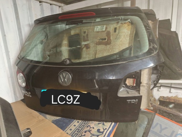 Двері багажника 5M0827025J VAG