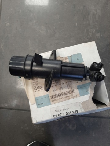 Сопло омивача фари передньої 61677001949 BMW