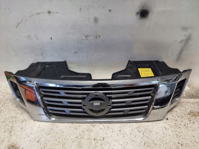 Решітка Nissan Navara NP300 4