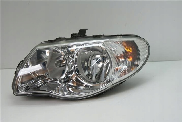 Фара дальнього світла в зборі 6240100000 CHRYSLER