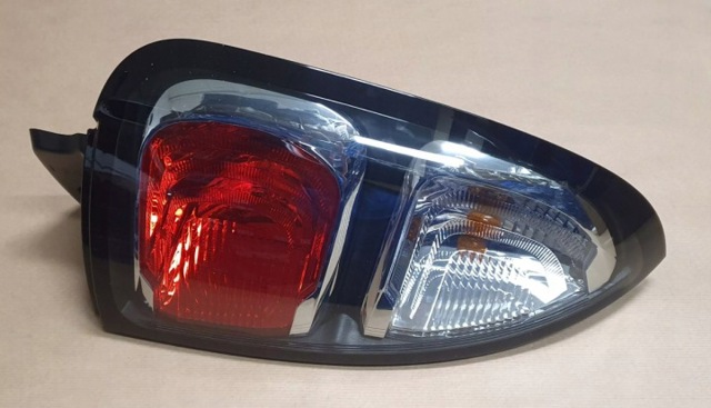 Задня ліва фара Citroen C3 Picasso