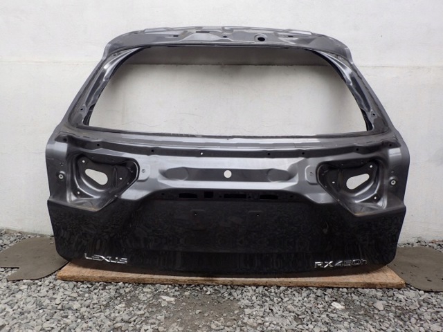 П'яті двері 6700548720 TOYOTA