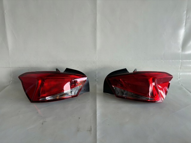 Ліхтар задній правий Seat Ibiza V