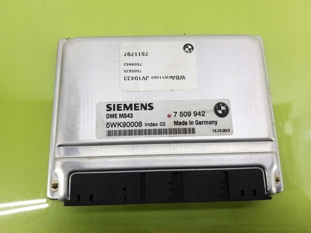 Блок двигуна 7509942 BMW