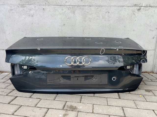 Кришка багажника кузова 8W5827025K VAG