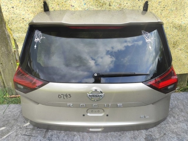 П'яті двері 9001A6RC0A NISSAN