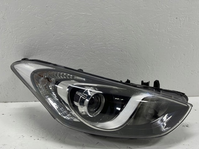 Фара комбінована, передня 92102A6020 HYUNDAI
