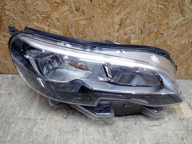 Фара правая 9808572580 PEUGEOT