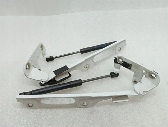 Кріплення кришки багажника 99151115203 PORSCHE