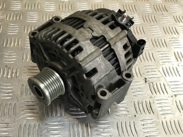 Генератор mercedes w164 w221 w251 220a a0009063522
