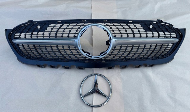Облицювання радіатора Mercedes A